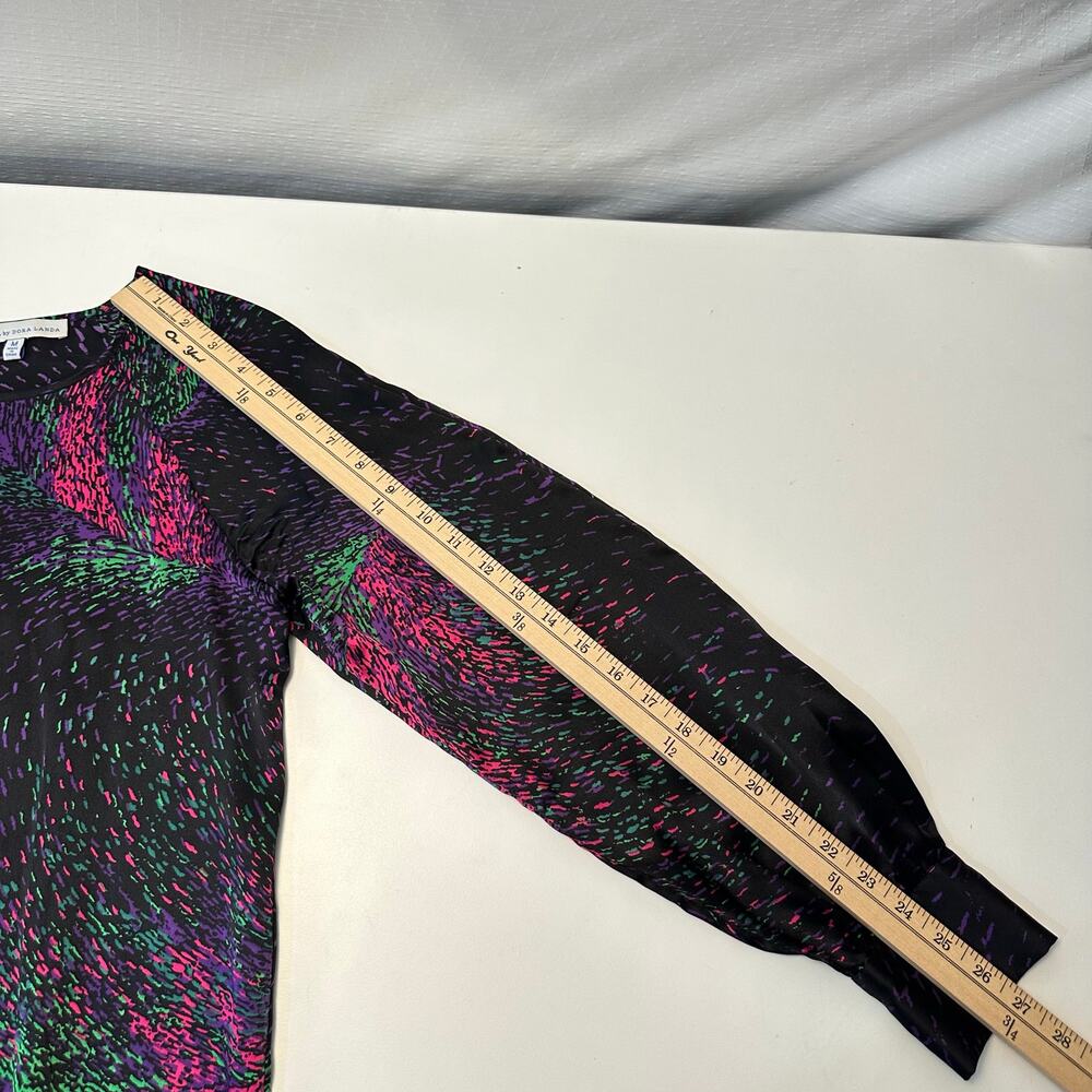 Scilla Womens 100% silk Long Sleeve Top Sz M Blouse Black Artsy Firework Fairy - Picture 11 of 11